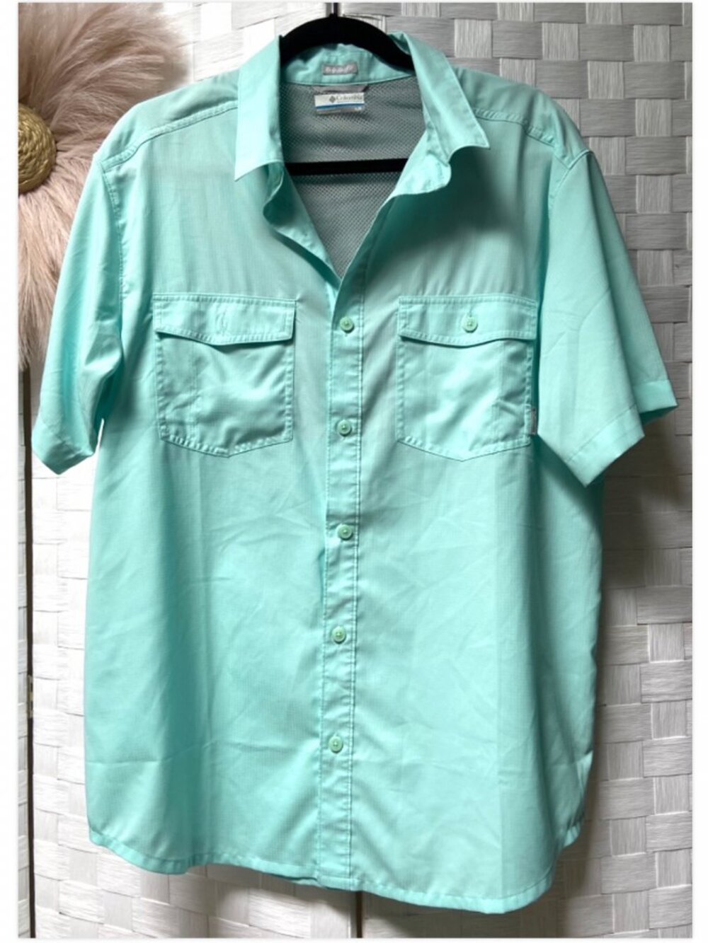 Women's Columbia Button Down Pocketed Regular Fit Short Sleeve Top Size L